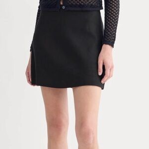 EVERLANE Mini Skirt in Stretch Linen Size 4